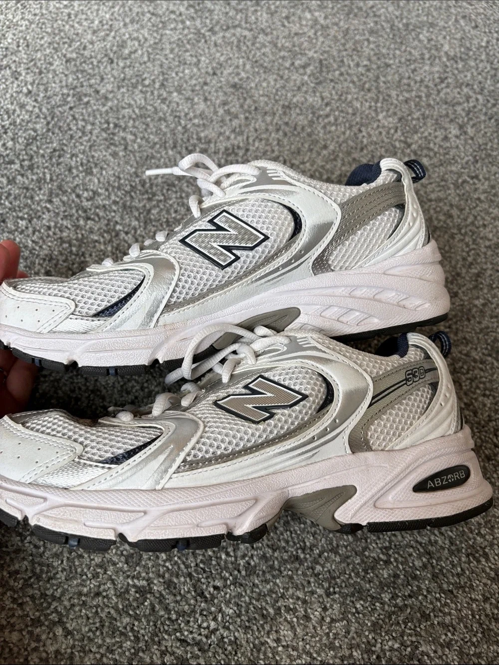 New Balance 530 White and Navy Sneakers US women's shoe size 7